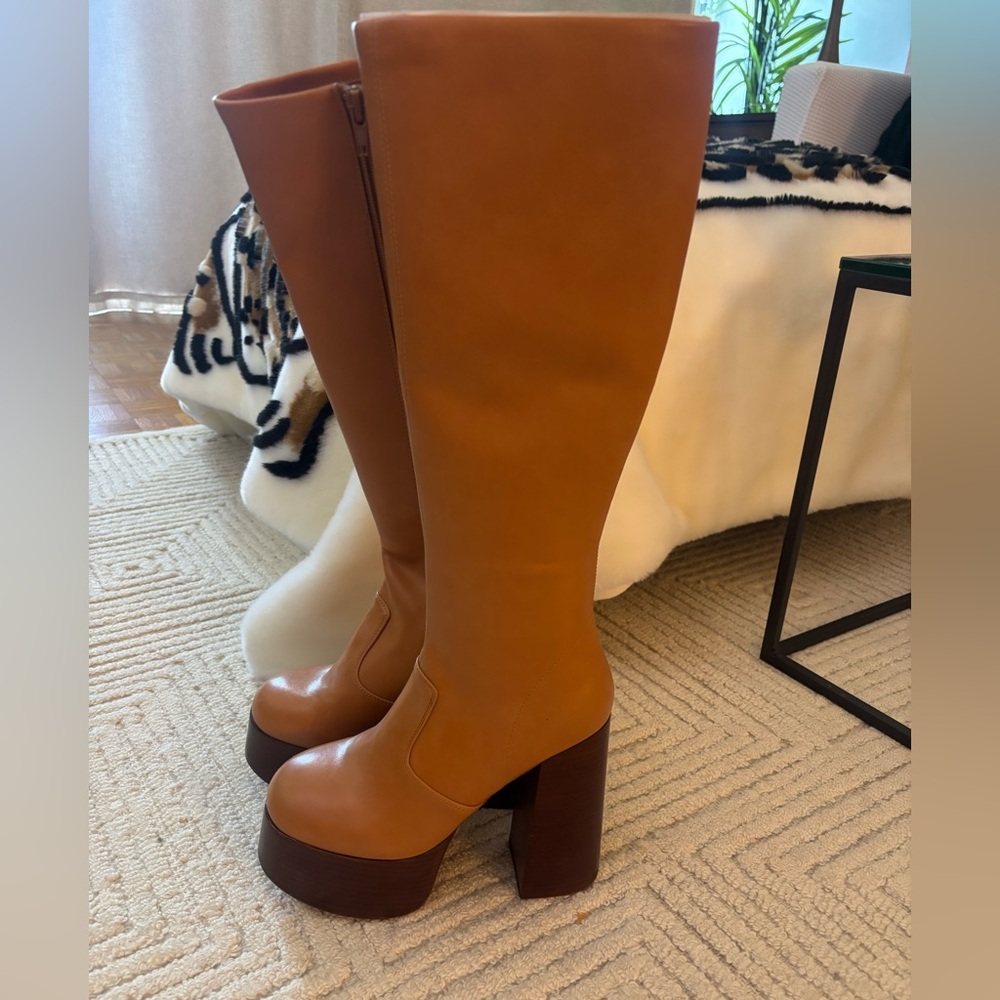 Steve Madden Platform Boots